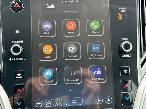 Used 2025 Subaru Outback Premium image 17