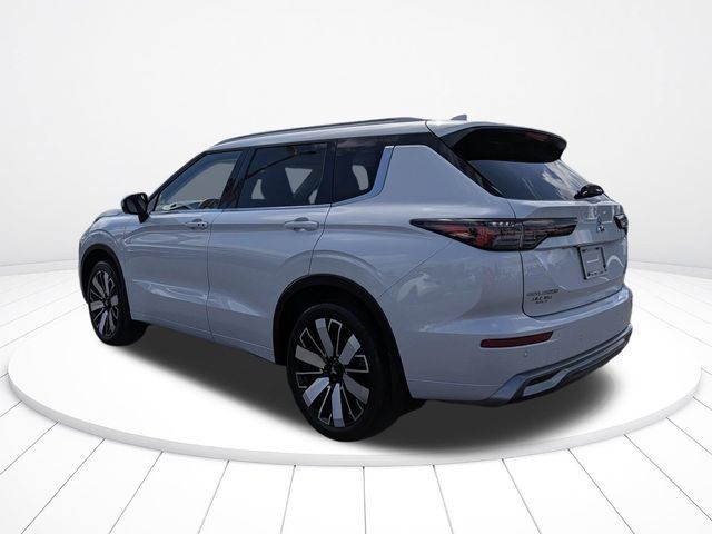 Used 2025 Mitsubishi Outlander SEL AWD/4WD image 5
