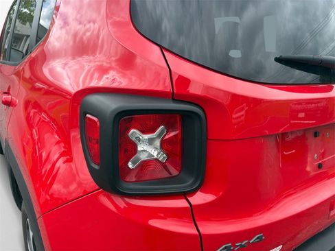 Certified 2021 Jeep Renegade Trailhawk image 21