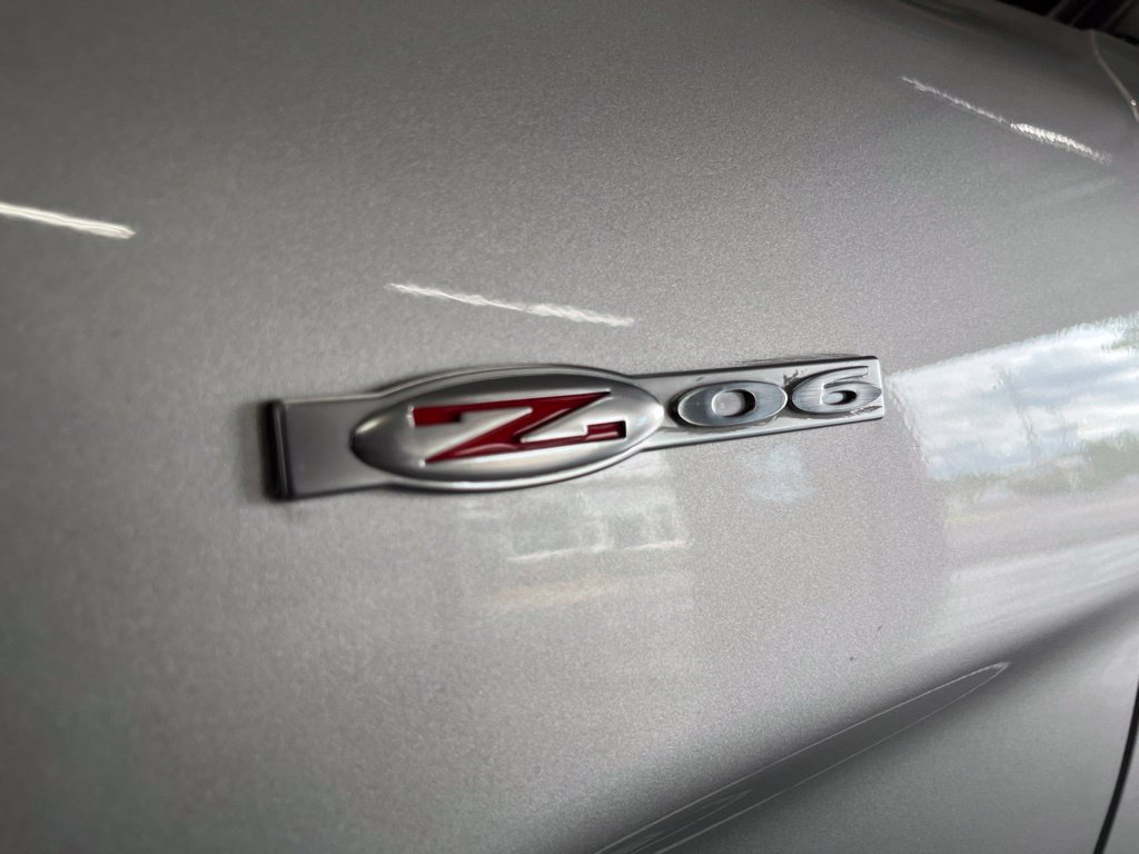 Used 2001 Chevrolet Corvette Z06 w/ Memory Pkg RWD image 11