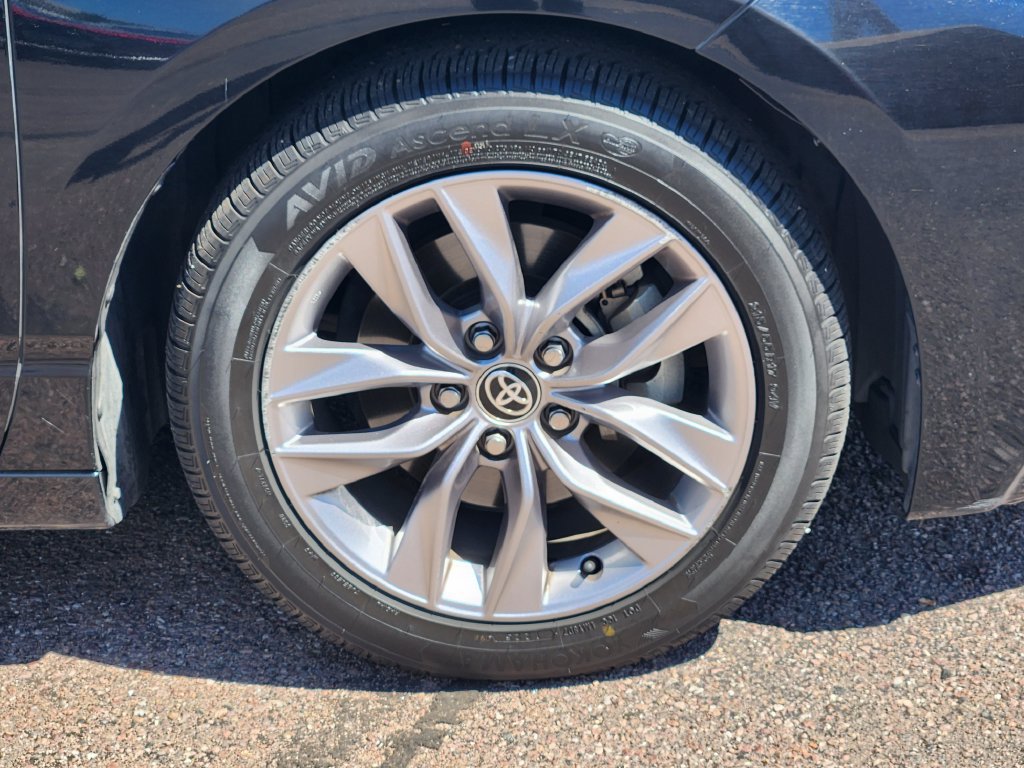 Used 2021 Toyota Avalon XLE w/ Carpet Mat Package (TMS) FWD image 30