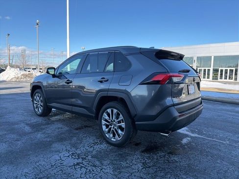 Certified 2025 Toyota RAV4 XLE Premium image 5