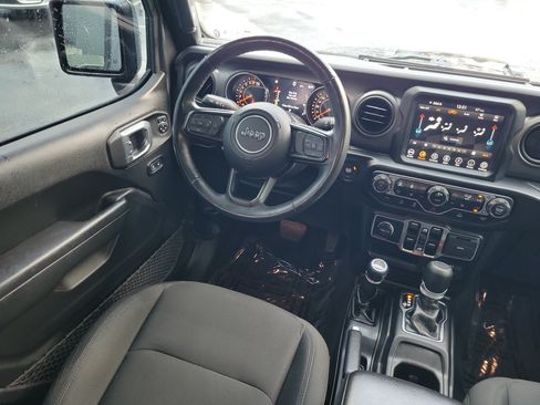 Used 2022 Jeep Gladiator Sport AWD/4WD image 13