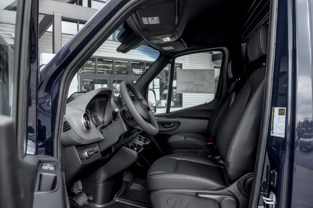 New 2026 Mercedes-Benz Sprinter 2500 image 12