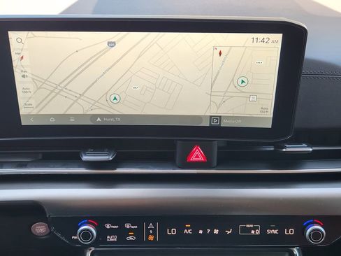 New 2026 Kia Carnival SX FWD image 12