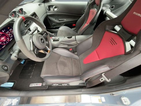 New 2024 Nissan Z NISMO w/ Floor Mat Package image 5