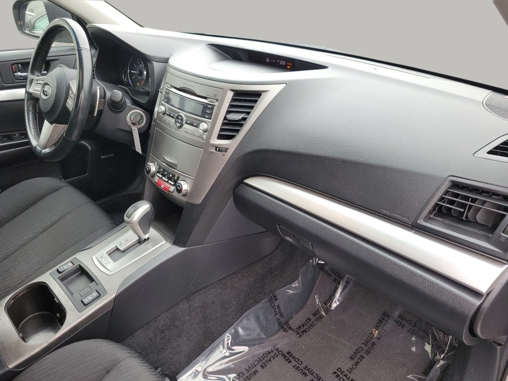 Used 2010 Subaru Outback 2.5i Premium w/ Popular Equipment Group 2A AWD/4WD image 24