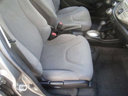 Used 2010 Honda Fit image 10