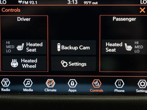 Used 2023 Jeep Wrangler Unlimited w/ Cold Weather Group AWD/4WD image 18
