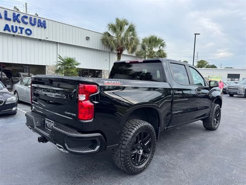 Used 2024 Chevrolet Silverado 1500 Custom Trail Boss AWD/4WD image 8