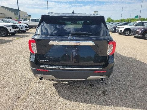 Used 2023 Ford Explorer Limited w/ Equipment Group 301A RWD image 24