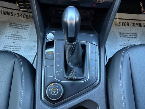 Used 2021 Volkswagen Tiguan SE R-Line w/ 3rd Row Seat Package image 64