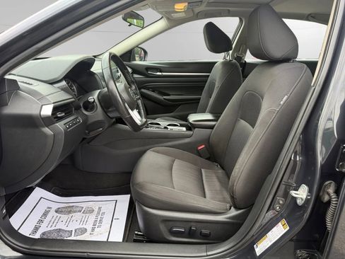 Used 2021 Nissan Altima 2.5 SV w/ SV Premium Package image 13