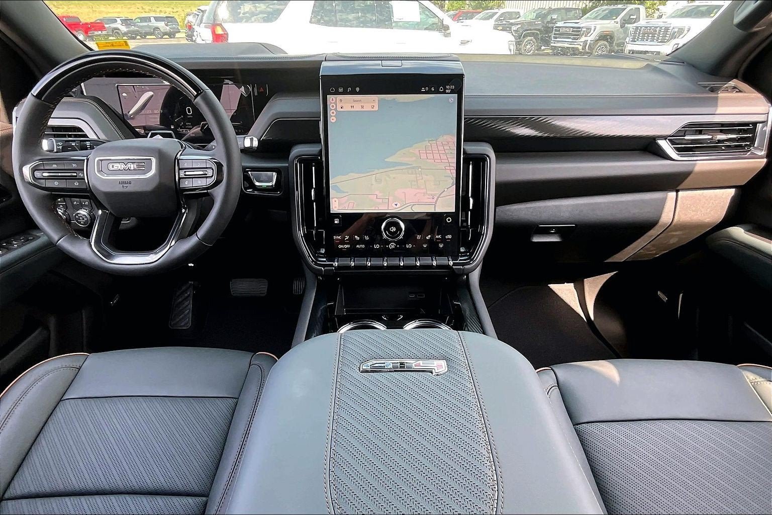 New 2026 GMC Yukon AT4 w/ AT4 Premium Plus Package AWD/4WD image 5
