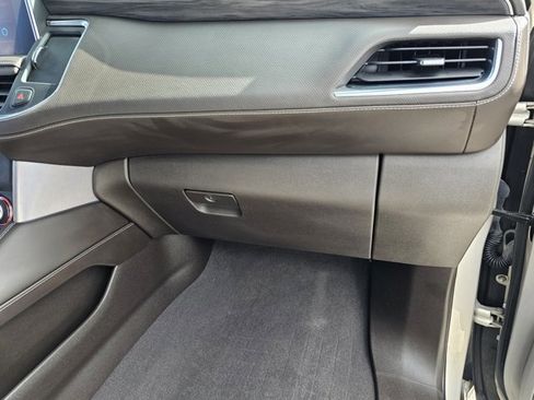 Certified 2022 GMC Yukon SLT w/ SLT Premium Package image 25