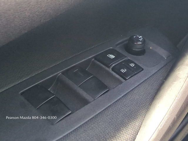Used 2024 Toyota Corolla LE FWD image 22