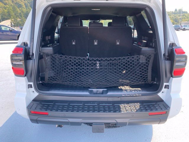 Used 2025 Toyota 4Runner TRD Off-Road Premium AWD/4WD image 9