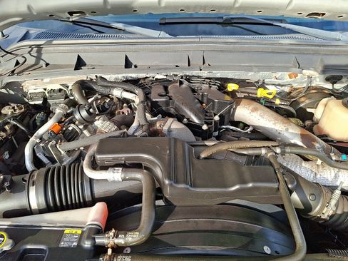 Used 2013 Ford F350 XLT w/ FX4 Off Road Pkg image 26