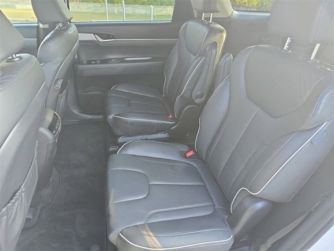 Certified 2023 Hyundai Palisade SEL w/ Cargo Package image 15