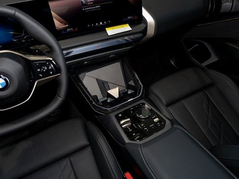 Used 2025 BMW X3 xDrive30i w/ Premium Package image 22