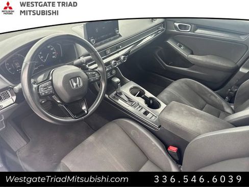 Used 2023 Honda Civic Sport image 6