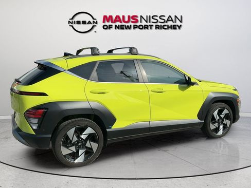 Used 2024 Hyundai Kona Limited FWD image 12