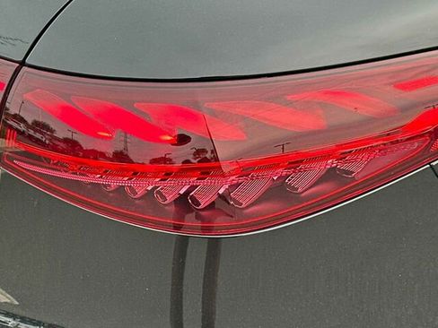 Used 2022 Mercedes-Benz EQS 450+ Sedan image 33