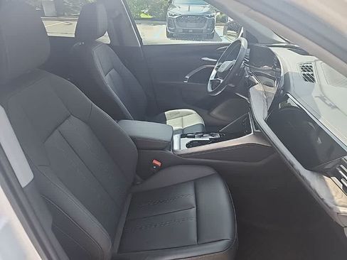 Certified 2025 Audi Q5 Premium w/ Premium Plus AWD/4WD image 15