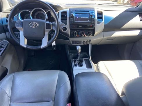 Used 2013 Toyota Tacoma 4x4 Double Cab w/ SR5 Pkg image 10