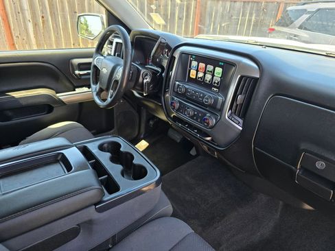 Used 2018 Chevrolet Silverado 1500 LT w/ All Star Edition AWD/4WD image 10