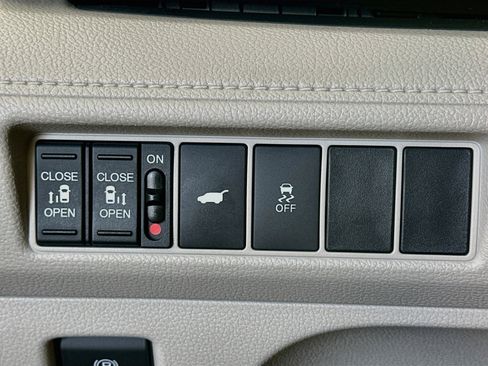 Used 2026 Honda Odyssey EX-L image 17