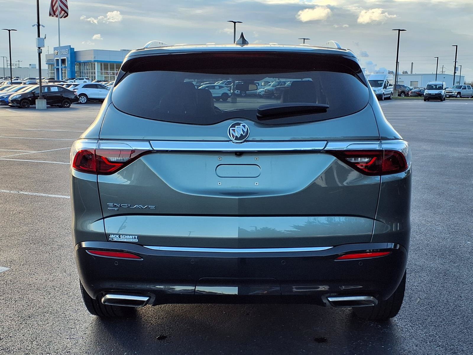 Used 2023 Buick Enclave Essence AWD/4WD image 31