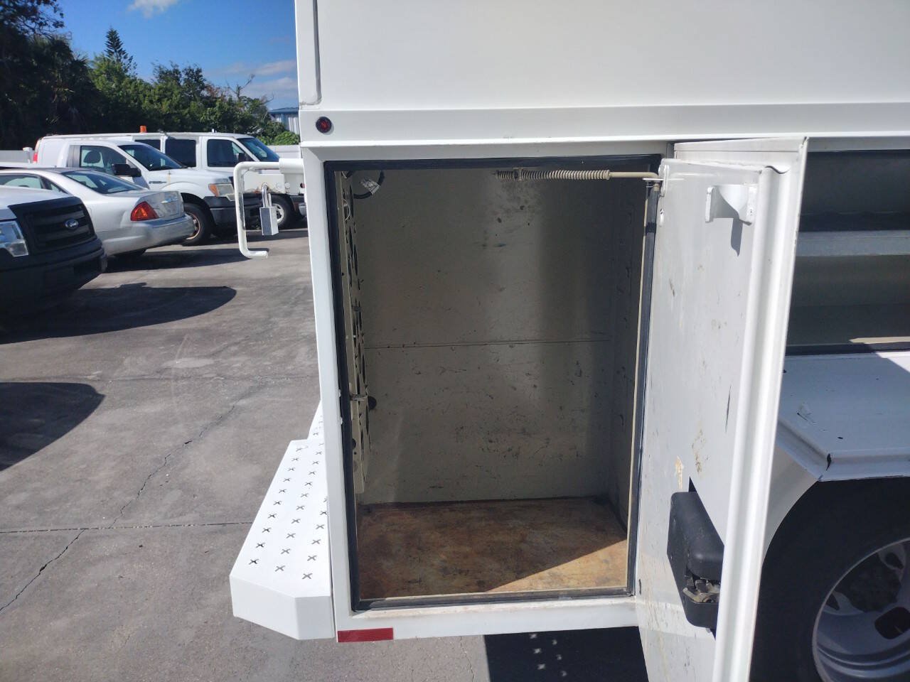 Used 2015 Ford F350 XL RWD image 12