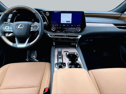 Used 2025 Lexus RX 350h AWD/4WD image 16