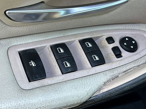 Used 2015 BMW 428i Convertible image 11