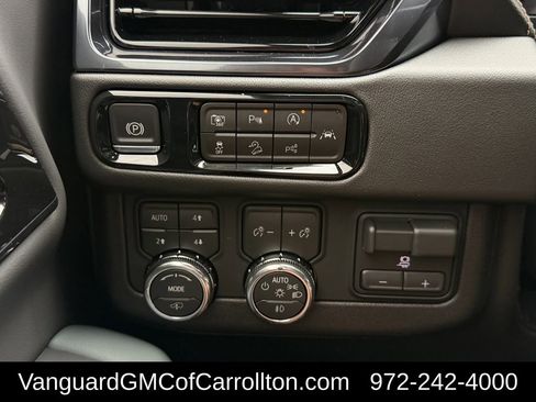 New 2026 GMC Yukon AT4 w/ AT4 Premium Plus Package AWD/4WD image 20