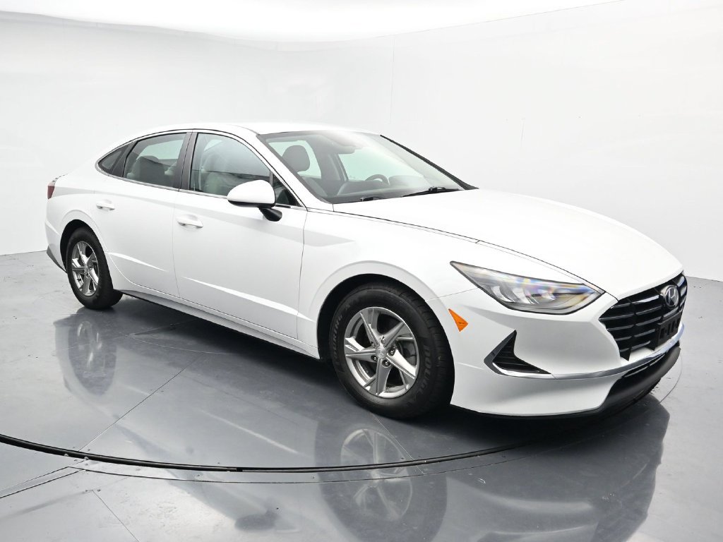 Used 2022 Hyundai Sonata SE w/ Cargo Package FWD image 2