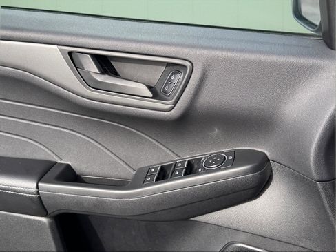 Used 2025 Ford Escape Active image 18