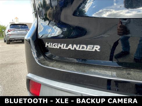 Used 2015 Toyota Highlander XLE FWD image 24