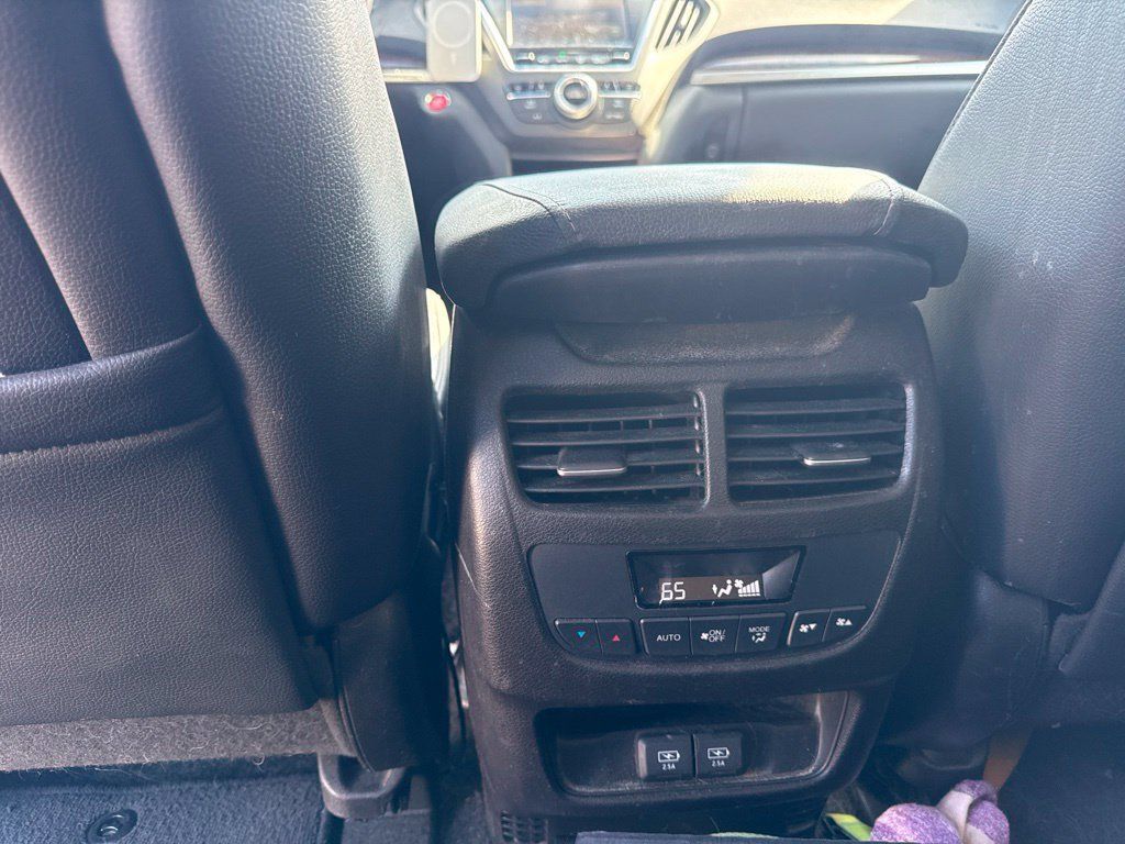 Used 2017 Acura MDX w/ Technology Package FWD image 26