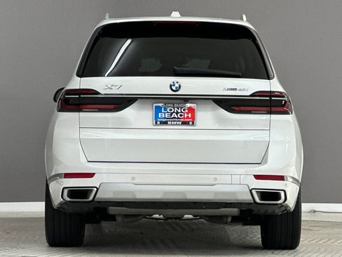 Used 2024 BMW X7 xDrive40i w/ Executive Package AWD/4WD image 9