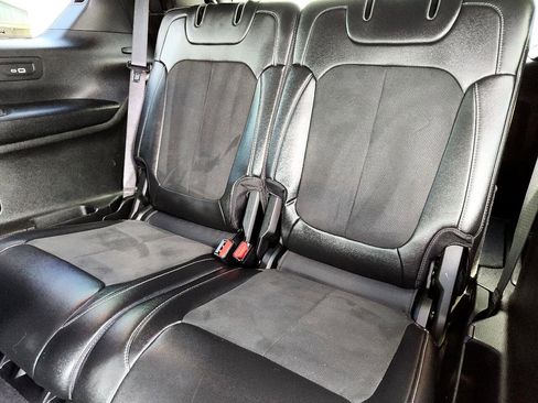 Used 2021 Jeep Grand Cherokee L Laredo image 25