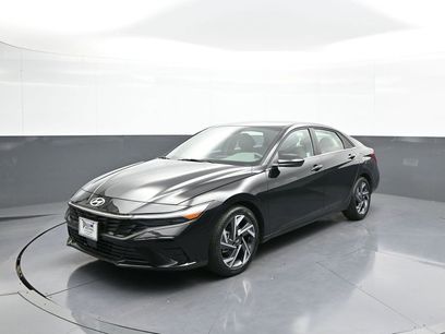 Certified 2025 Hyundai Elantra SEL