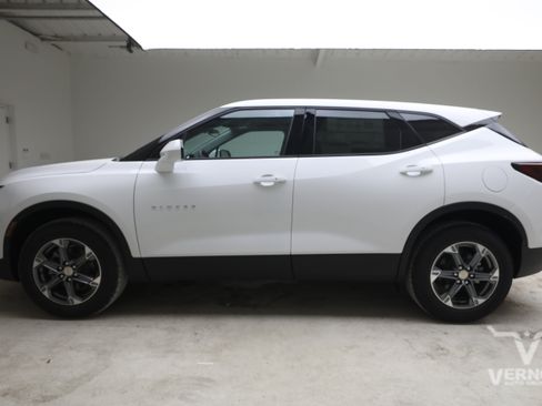 New 2026 Chevrolet Blazer LT FWD image 2