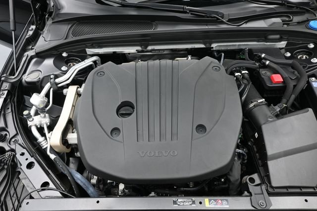Certified 2024 Volvo S60 B5 Plus w/ Climate Package FWD image 35