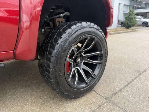 Used 2022 Chevrolet Silverado 1500 RST w/ Safety Package AWD/4WD image 23