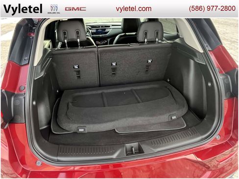 Used 2023 Buick Encore GX Select w/ Sport Touring Package image 10