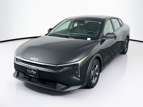 Used 2025 Kia K4 FWD image 3