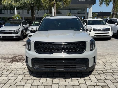 Certified 2025 Kia Telluride SX X-Line AWD/4WD image 2