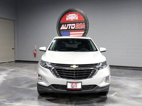 Used 2018 Chevrolet Equinox LT image 2